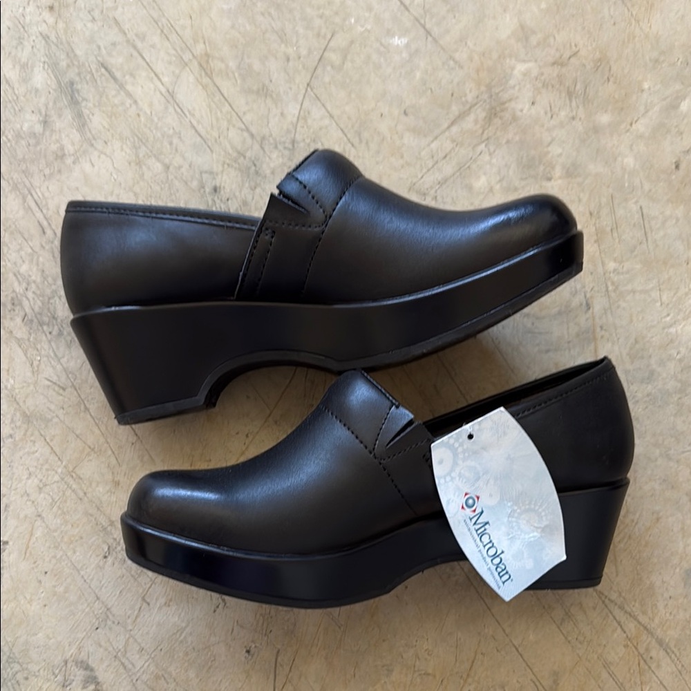 New JBU Black Slip-On Clogs